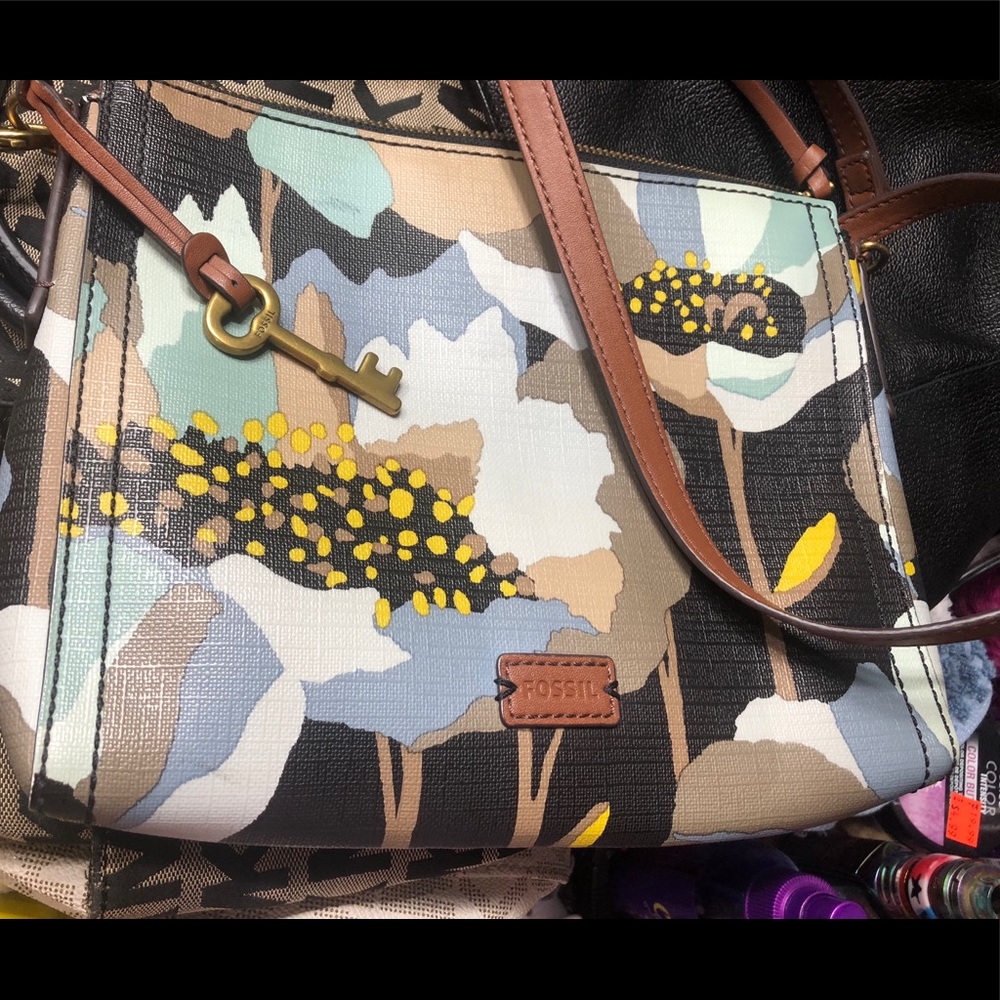Fossil flower crossbody